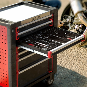 Checkliste für die tägliche Wartung und Pflege von industriellen Werkzeugschränken