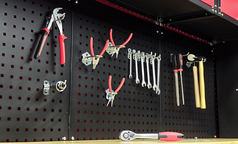 Wie maximieren Sie Ihren Platz mit einem Garagenschrank?